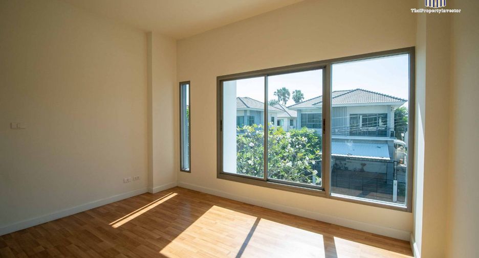 For sale 3 bed house in Pak Kret, Nonthaburi
