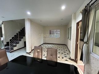 For sale 3 bed townhouse in Mueang Samut Sakhon, Samut Sakhon