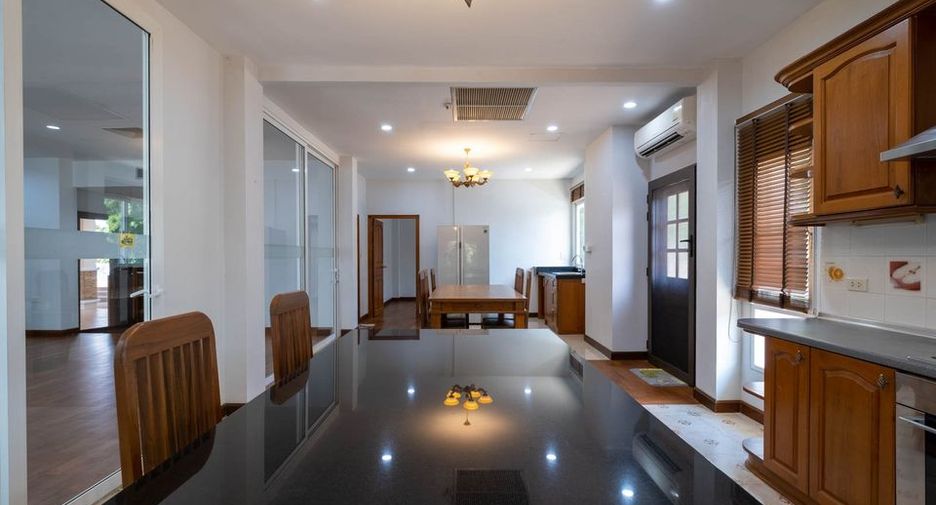 For rent and for sale 4 bed villa in Mae Rim, Chiang Mai