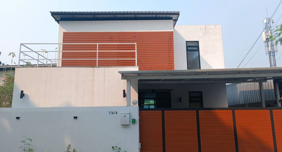 For rent and for sale 4 bed villa in Pa Daet, Chiang Rai