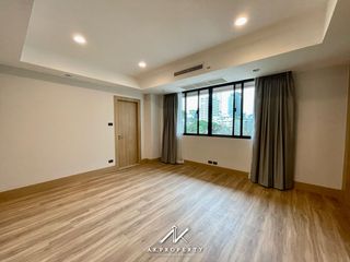 Apartment zur Miete mit 3 Zimmer in Khlong Toei, Bangkok