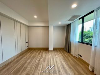 Apartment zur Miete mit 3 Zimmer in Khlong Toei, Bangkok