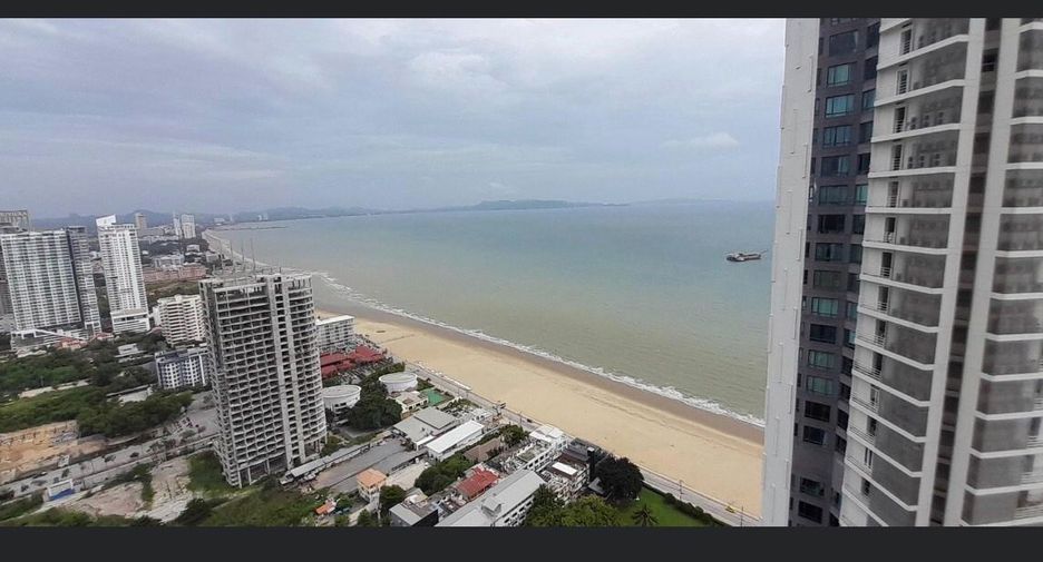 For rent 3 bedrooms condo in Bang Lamung, Chonburi
