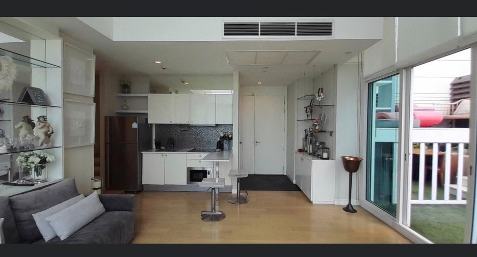 For rent 3 bedrooms condo in Bang Lamung, Chonburi