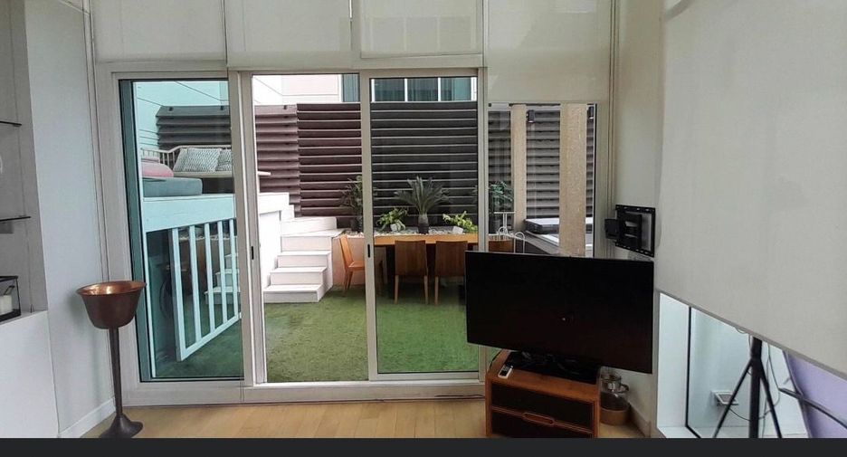 For rent 3 bedrooms condo in Bang Lamung, Chonburi