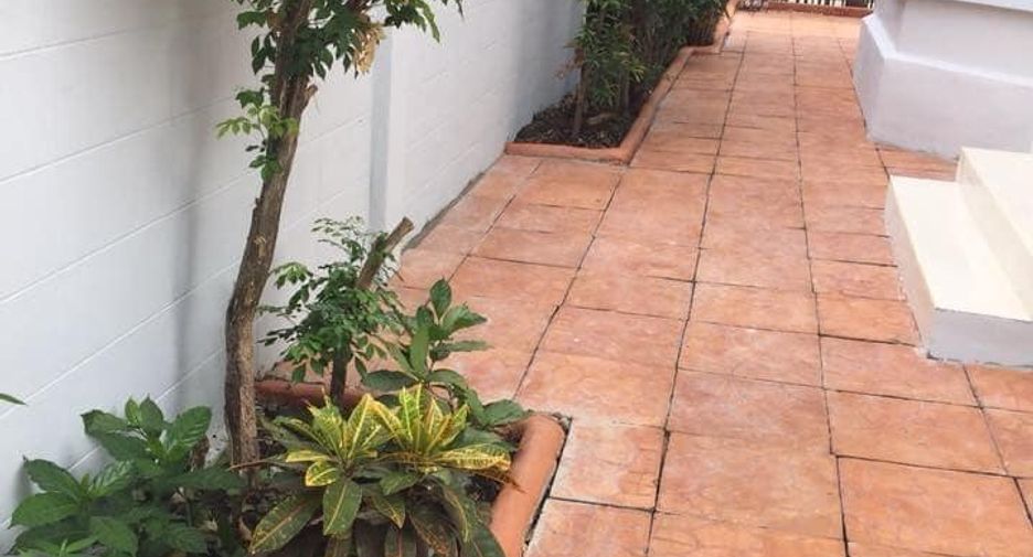 Casa en alquiler de 1 habitaciones en Phan Thong, Chonburi