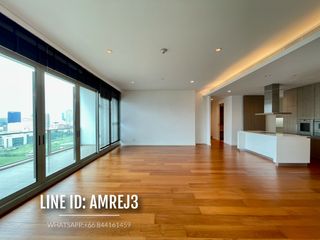 For rent 3 bedrooms condo in Pathum Wan, Bangkok