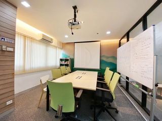 For rent 1 bed office in Watthana, Bangkok