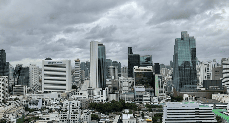 For sale 3 ベッドルーム condo in Sathon, Bangkok