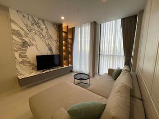 À louer 2 chambres condo à Pathum Wan, Bangkok