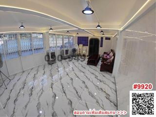 For rent 4 bedrooms retail Space in Thon Buri, Bangkok