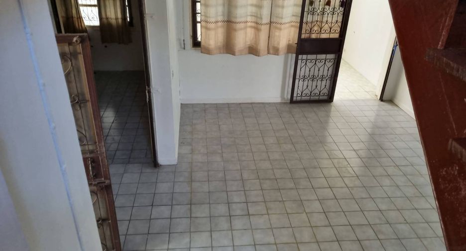 For sale 3 bedrooms house in Mueang Pathum Thani, Pathum Thani