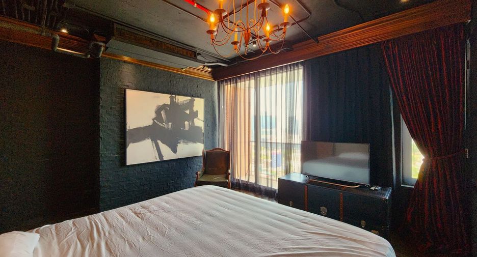 For rent and for sale 3 bedrooms condo in Khlong Toei, Bangkok
