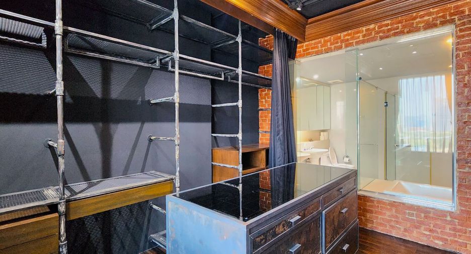 For rent and for sale 3 bedrooms condo in Khlong Toei, Bangkok