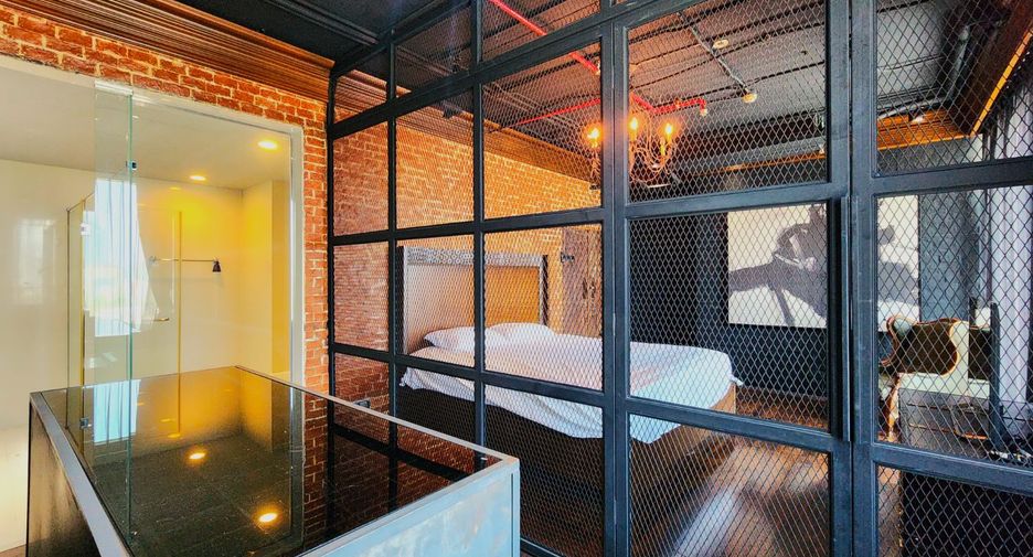 For rent and for sale 3 bedrooms condo in Khlong Toei, Bangkok