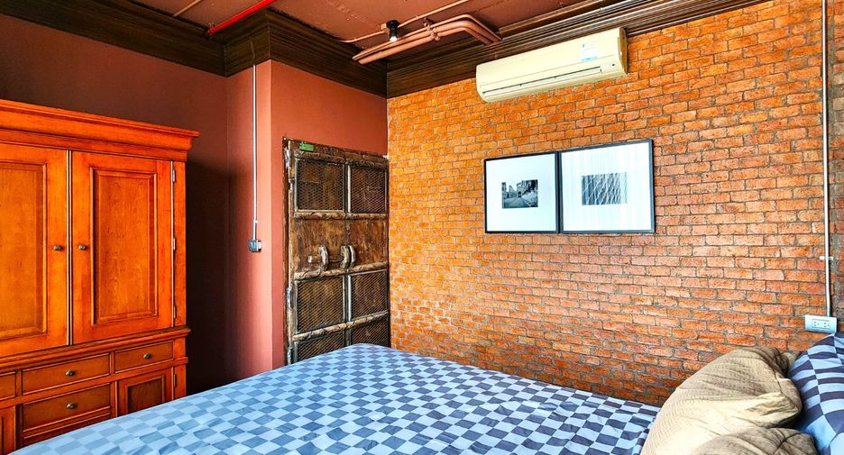 For rent and for sale 3 bedrooms condo in Khlong Toei, Bangkok