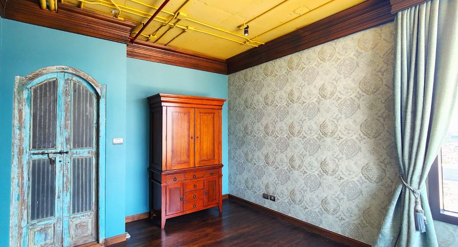 For rent and for sale 3 bedrooms condo in Khlong Toei, Bangkok