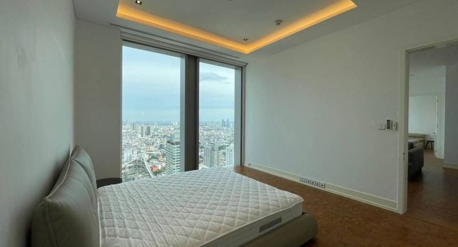 For sale 2 bedrooms condo in Sathon, Bangkok
