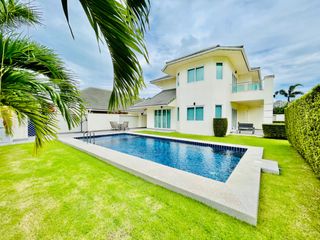 For rent 4 Beds villa in Bang Lamung, Chonburi