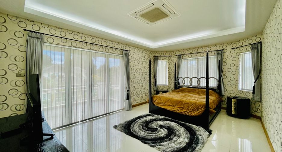 Villa zur Miete mit 4 Zimmer in Bang Lamung, Chonburi