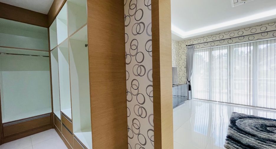 Villa zur Miete mit 4 Zimmer in Bang Lamung, Chonburi