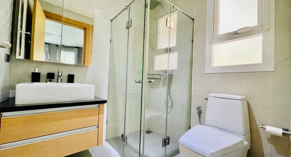 Villa zur Miete mit 4 Zimmer in Bang Lamung, Chonburi