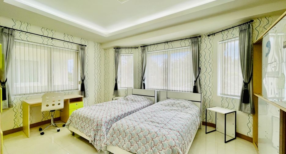 Villa zur Miete mit 4 Zimmer in Bang Lamung, Chonburi
