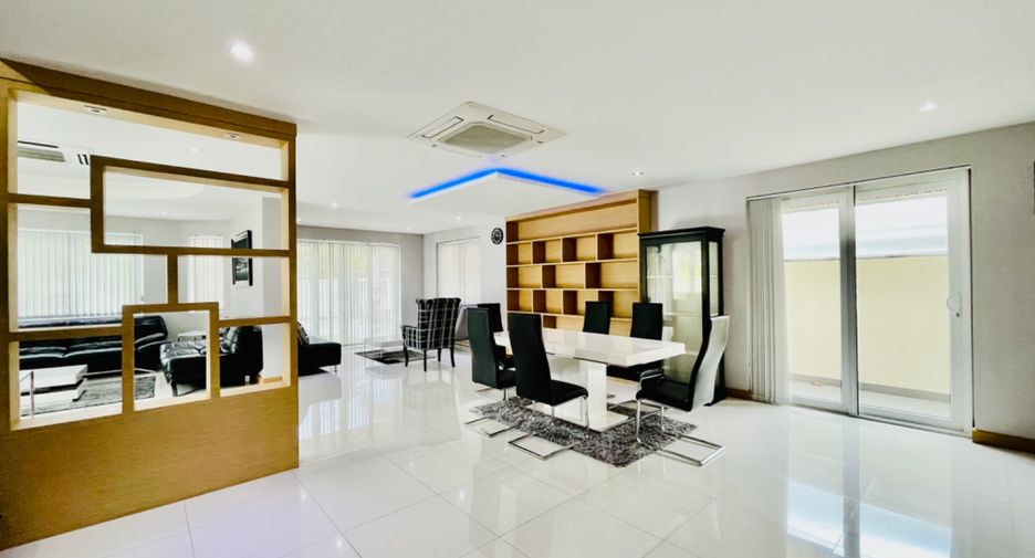 Villa zur Miete mit 4 Zimmer in Bang Lamung, Chonburi