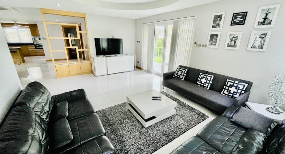 Villa zur Miete mit 4 Zimmer in Bang Lamung, Chonburi