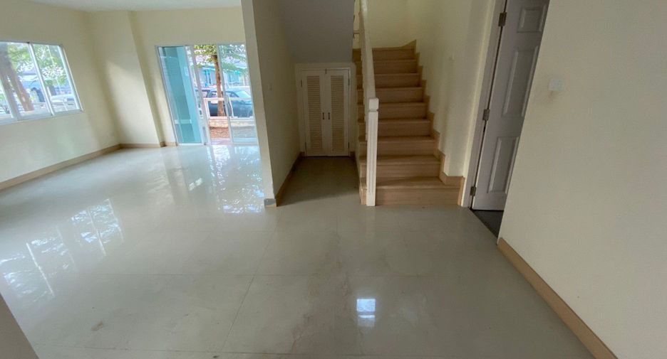 Casa en venta de 3 habitaciones en San Sai, Chiang Mai