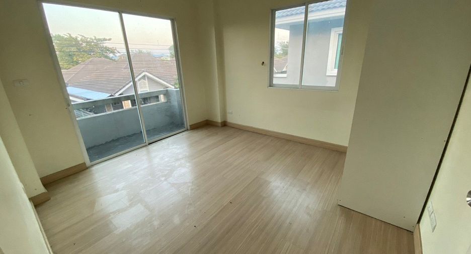 Casa en venta de 3 habitaciones en San Sai, Chiang Mai