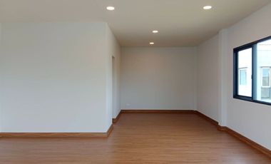 For sale 4 bedrooms house in Bang Phli, Samut Prakan