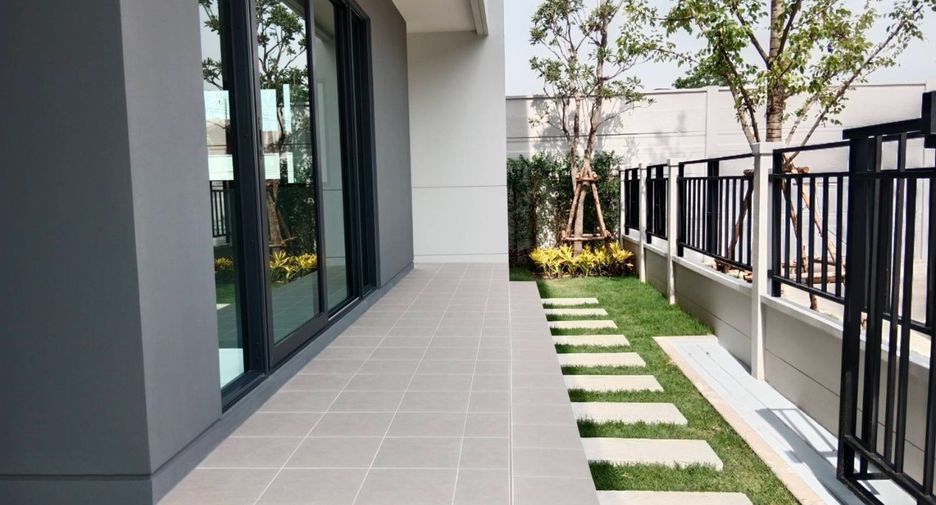 For sale 4 bedrooms house in Bang Phli, Samut Prakan