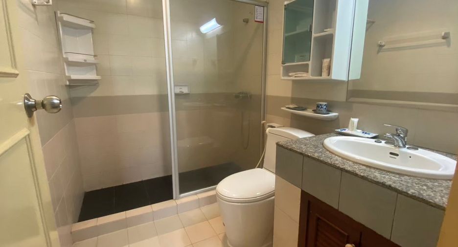 For rent and for sale 2 bedrooms condo in Khlong Toei, Bangkok