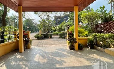 For sale and for rent 4 bedrooms townhouse in Pak Kret, Nonthaburi