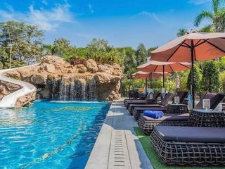 For rent 2 bedrooms condo in Bang Lamung, Chonburi