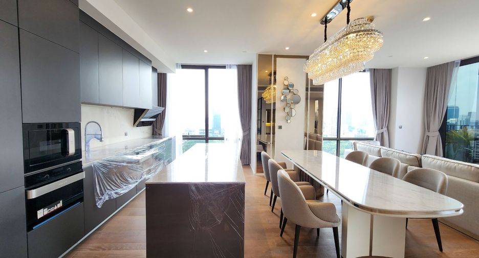 For rent そして for sale 3 ベッドルーム condo in Pathum Wan, Bangkok