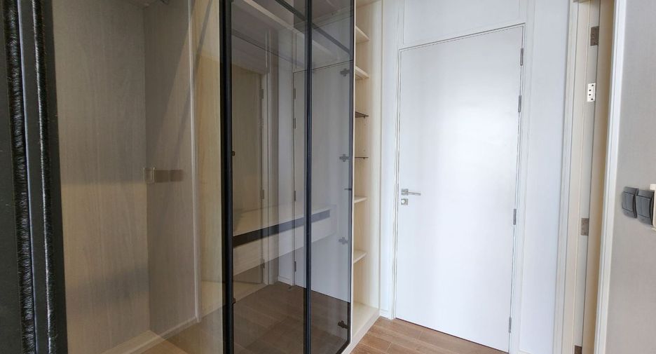 For rent そして for sale 3 ベッドルーム condo in Pathum Wan, Bangkok