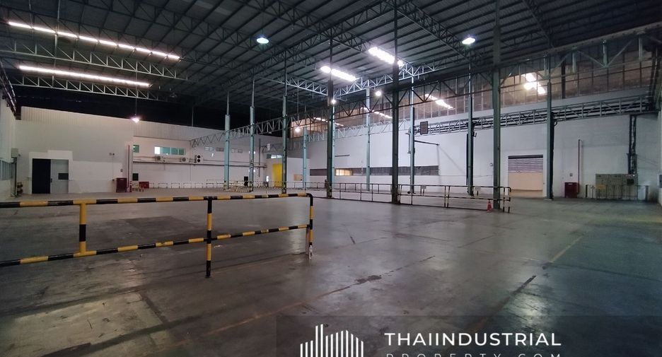 For rent warehouse in Mueang Samut Prakan, Samut Prakan