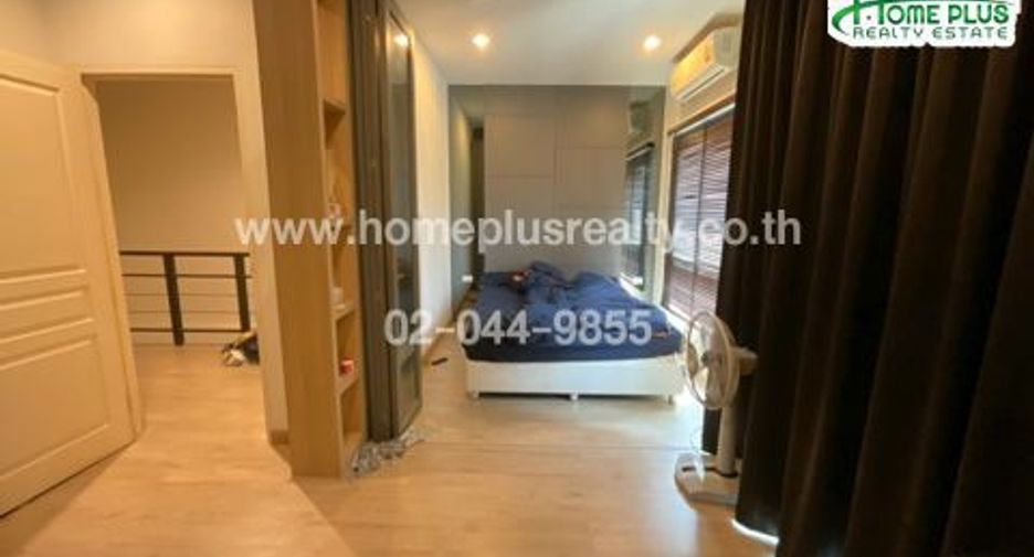 For sale 2 bedrooms townhouse in Lat Krabang, Bangkok