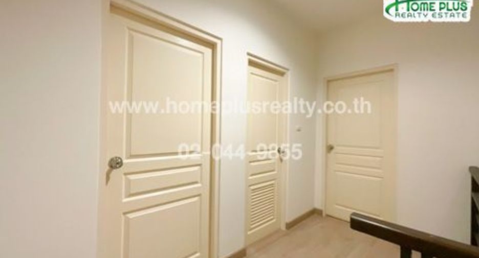 For sale 2 bedrooms townhouse in Lat Krabang, Bangkok