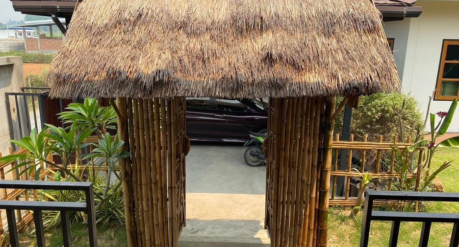 For rent 6 bedrooms house in San Sai, Chiang Mai