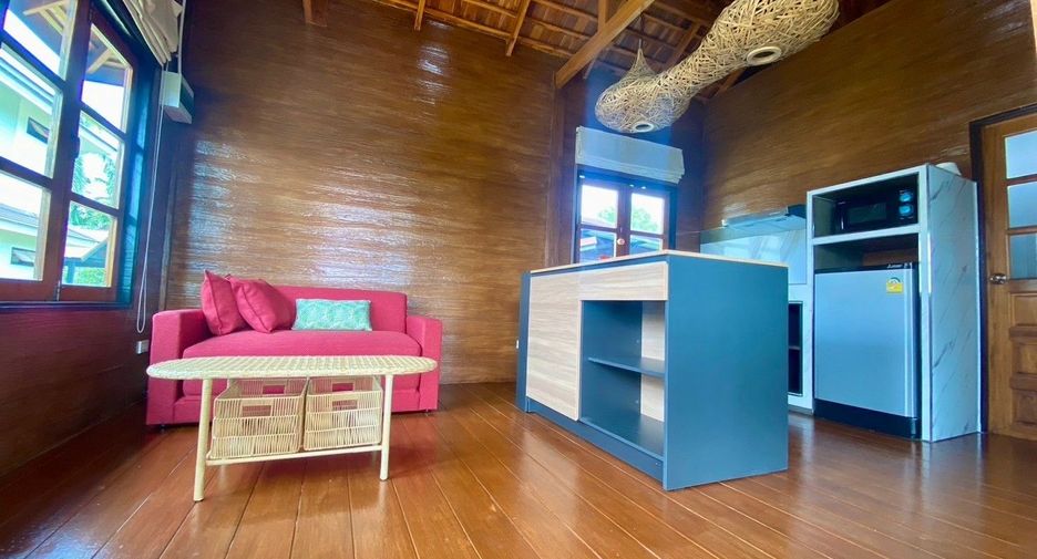 For rent 6 bedrooms house in San Sai, Chiang Mai