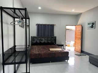 Haus zum Kauf mit 7 Zimmer in Klaeng, Rayong