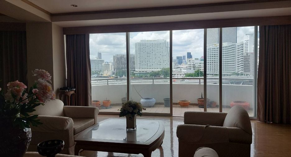 For rent and for sale 2 bedrooms condo in Sathon, Bangkok