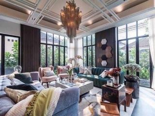 For rent 4 bedrooms house in Watthana, Bangkok