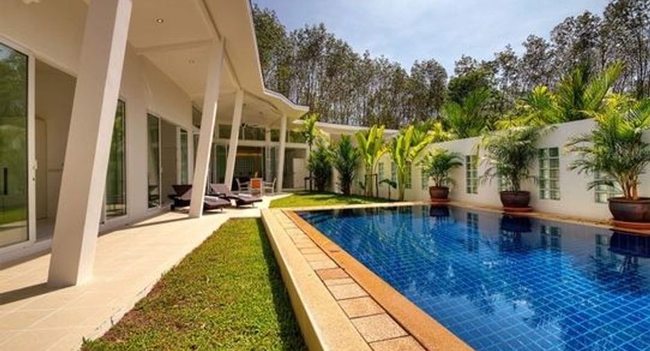 For rent 3 bedrooms villa in Thalang, Phuket