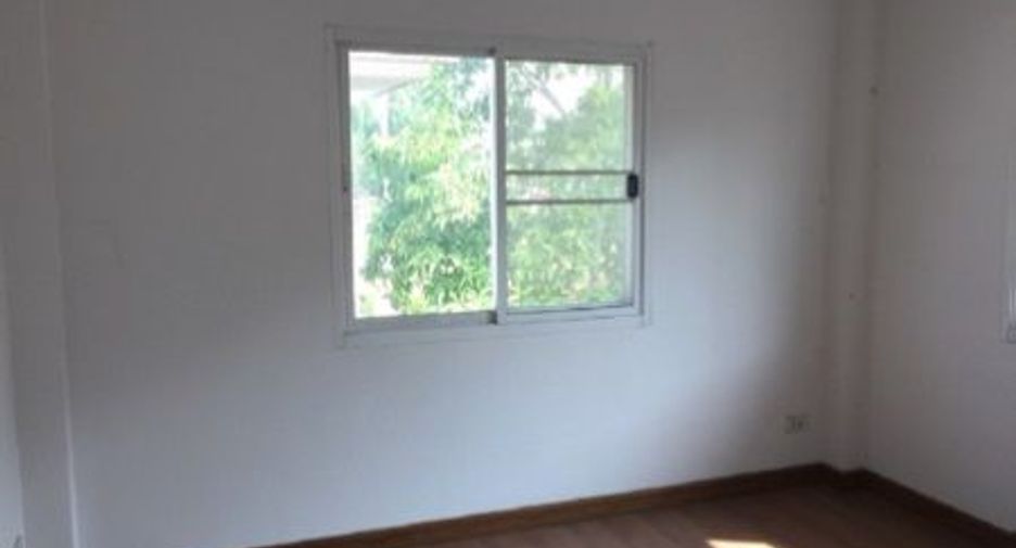 For sale 3 bedrooms house in Doi Saket, Chiang Mai