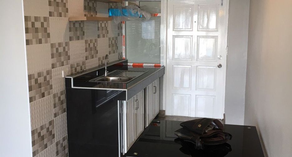 For rent and for sale 1 bed condo in Watthana, Bangkok