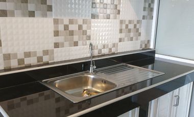 For rent and for sale 1 bed condo in Watthana, Bangkok